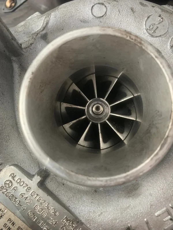 GTB2060vklr ball bearing turbo with billet wheel used - Image 2