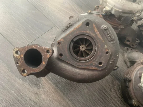 GTB2060vklr ball bearing turbo with billet wheel used - Image 4